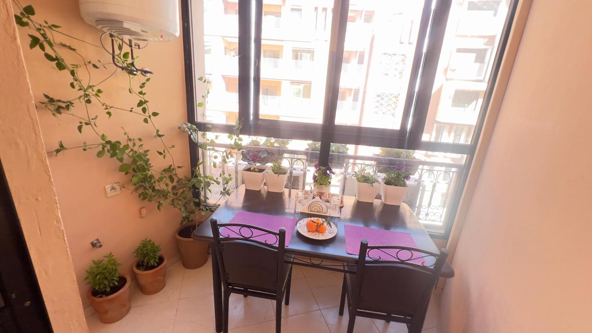 Magnifique Appartement Spacieux Confort Propre Familial 2 Chambres Salon Et Salle A Manger A 20Mn A Pied De Place Jemaa El Fina 4 Piscines Dans Espace De Golf A 12 Mn En Voitures L Entree Est Gratuit Pour La Clientele Ouvert Entre 10H Et 20H Marrakesh Exterior foto