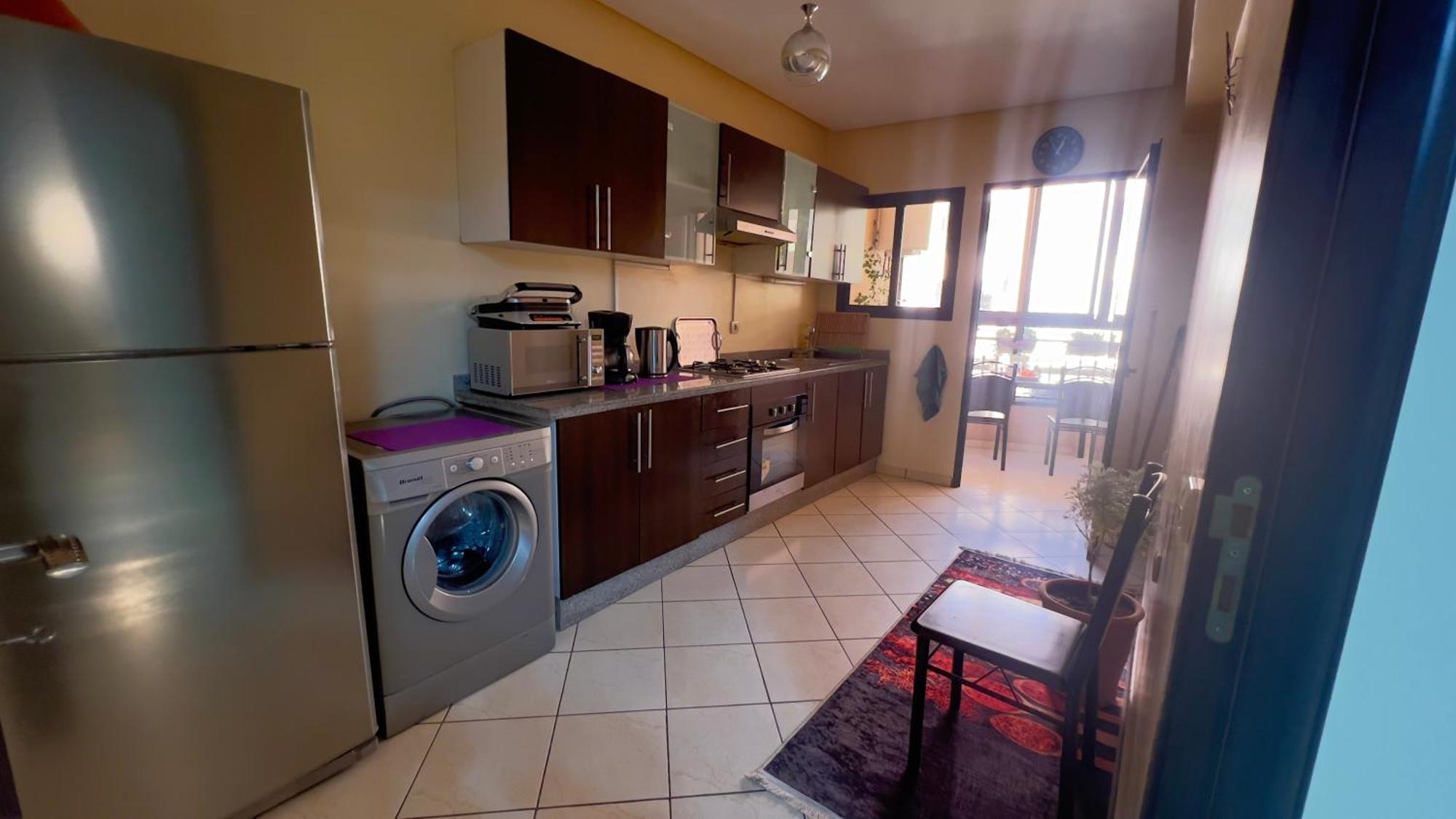 Magnifique Appartement Spacieux Confort Propre Familial 2 Chambres Salon Et Salle A Manger A 20Mn A Pied De Place Jemaa El Fina 4 Piscines Dans Espace De Golf A 12 Mn En Voitures L Entree Est Gratuit Pour La Clientele Ouvert Entre 10H Et 20H Marrakesh Exterior foto